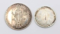 Auktion 356 / Los 6009 <br>Feinsilber-Medaille Kloster Eberbach sowie 25 Schilling Österreich 1956