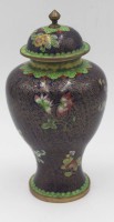 Auktion 356 / Los 15529 <br>China Cloisonne Deckelvase, guter Zustand, H-18 cm