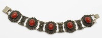 Auktion 357 / Los 1006 <br>925er Silber-Armband, Jerusalem, Karneol, 27,4gr., L-19cm