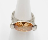 Auktion 357 / Los 1035 <br>925er Silber-Ring, gemarkt "Für Sie", orangefarbener Stein, 12,4gr, RG 53/54