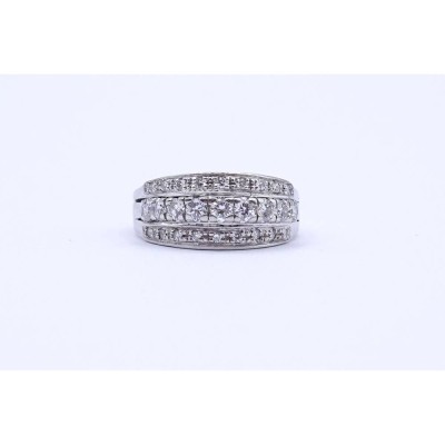 Auktion 352<br>3-reihiger Brillant Ring, WG 0.585, 5,2g., RG 58, Brillanten zus.ca. 0,5ct. [1]