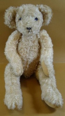 Auktion <br>grosser Teddy mit Brummstimme, lange gebogene Arme, H-48 cm [1]