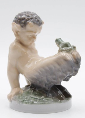 Auktion <br>Faun mit Frosch, Royal Copenhagen, Modellnr. 1713, Entw. Christian Thomsen, H-12cm [1]