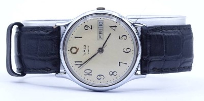 Auktion <br>Herren Armbanduhr 