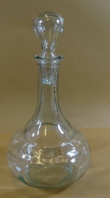 Auktion <br>Karaffe, grünliches Glas, H-27 cm [1]