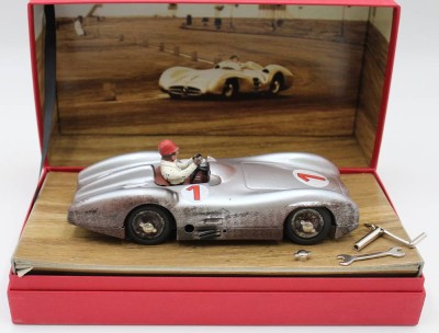 Auktion <br>Schuco Studio III, Rennsport Legenden, Mercedes-Benz W196 Stromlinie, in orig, Karton, limitiert [1]