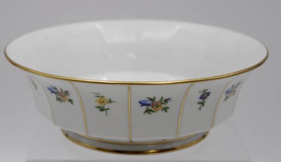 Auktion <br>runde Schale, Fürstenberg, Greque Mille Fleurs, H-6,5cm D-19cm. [1]