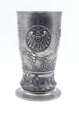 Auktion <br>Jugendstil Zinnbecher mit Wilhelm II und Reichsadler, H. 15,0cm [1]