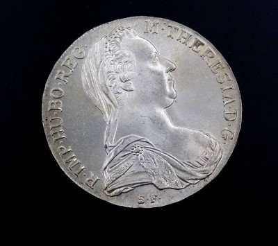 Auktion <br>Maria Theresien Taler, Nachprägung, Silber, 28g. [1]