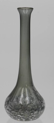 Auktion <br>Rauchglas-Vase, Blaseneinschlüsse, H-24cm. [1]