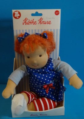 Auktion <br>Käthe Kruse Walddorfpuppe Emilie 3, in Karton mit Zertifikat, H-38 cm [1]