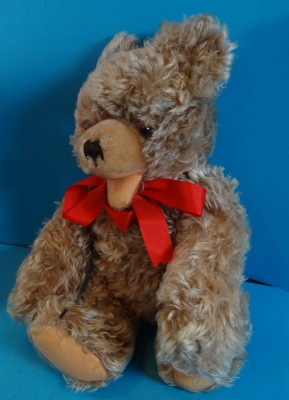 Auktion <br>Teddy mit Druckstimme, blond, wohl Hermann, H-38 cm, guter Zustand [1]