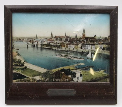 Auktion <br>Andenkenbild von Bremen, um 1900, gebogen, Glas gerissen, ca. 17,5 x 20cm. [1]