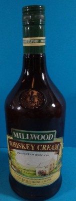 Auktion <br>Flasche Millwood Whiskey Cream, 1982, 1 L., 17% [1]