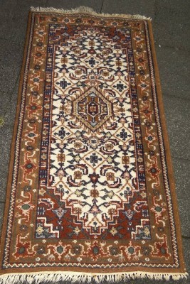 Auktion <br>kl. Orient-Läufer, ca. 70x140  cm [1]