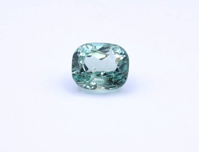 Auktion <br>Natürlicher grüner Kunzit, 14,55ct., min. Chips, 14,3x12,2x10mm [1]