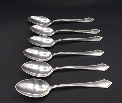 Auktion <br>6x Dessertlöffel mit Monogramm aus Silber , 0,800 Punziert , Monogramm ( A A ), L.12,4 cm, 108,1 g [1]