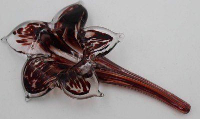 Auktion <br>Tischblüte, Kunstglas, L-21cm. [1]