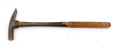 Auktion <br>Polsterhammer mit Holzgriff Älter , Punziert Werko 14 , L. 30 cm ,B. 11 cm [1]