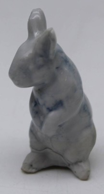 Auktion <br>kl. stehender Hase, älter, Ohren angeknabbert, H-5 cm [1]