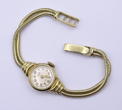Auktion 349<br>Damen Armbanduhr 
