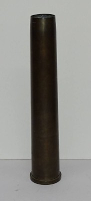 Auktion <br>Patronenhülse, H. 33,0cm [1]