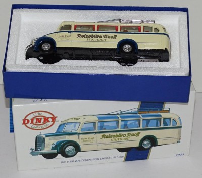 Auktion 345<br>Dinky Toys Reisebus, neu in OVP, 1:50 [1]