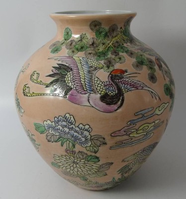 Auktion 345<br>gr. bauchige China Vase, Hong Kong, H-26 cm, D-23 cm [1]