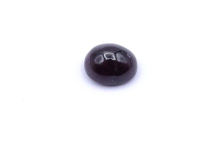 Auktion 349<br>Granat Cabochon, 5,68ct., 13,0x11,3x7,5mm, min. bestossen [1]