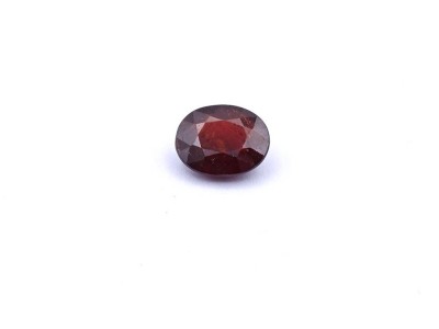 Auktion 349<br>Oval facc. Granat, 3,77ct., 10,2x8,2x4,6mm [1]