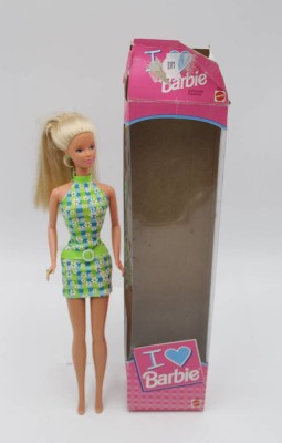 Auktion 346<br>Barbie, Mattel 1991, in Karton, dieser mit Läsuren, ca. H-30,5cm. [1]