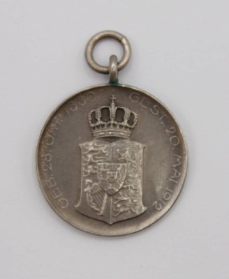 Auktion 346<br>kl. Medaille, Prinz Georg Wilhelm Herzog zu Braunschweig u. Lüneburg, 1912, L-3,2cm. [1]