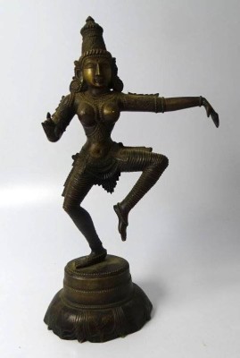 Auktion 346<br>schwere Bronze Tempeltänzerin, wohl Thailand, H-24 cm [1]