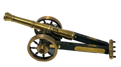 Auktion 346<br>schweres Bronze Kanonenmodell, H-10 cm, L-22 cm [1]