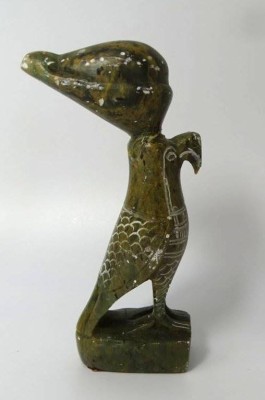 Auktion 346<br>Speckstein-Figur, H-16 cm, Schnabelspitze bestossen [1]