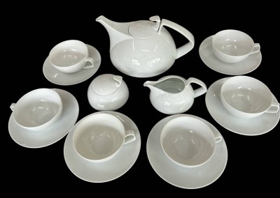 Auktion 347<br>Rosenthal TAC Walter GROPIUS (1883-1969) -Teeservice für 6 Personen, weiss, gut erhalten [1]