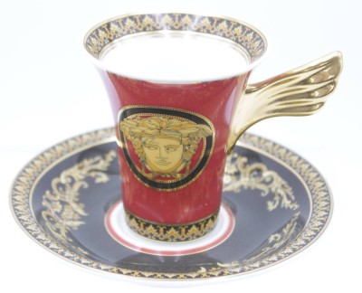 Auktion 347<br>Mokkatasse mit. U.T., Rosenthal, Versace Medusa, Form Ikarus Design Wunderlich, Tasse H-7cm. [1]