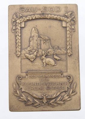 Auktion 347<br>Bronze-Plakette, Gau-Süd des Verbandes der Kleintierzüchter Vereine Österreich, 7 x 4,6cm. [1]