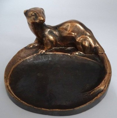 Auktion 347<br>2 tg. Bronze-Schale mit abnehmbaren Wiesel, H-10 cm, D-15 cm , Zweck? [1]