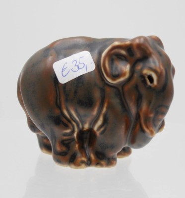 Auktion 348<br>Elefant, Royal Copenhagen, braun, Nr. 20225, ca. H-5,5cm [1]