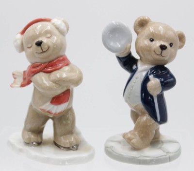 Auktion 348<br>2x Bären, Bing & Gröndahl, Teddy Bear Collection, bemalt in Unterglasur, ca. H-9,5cm [1]