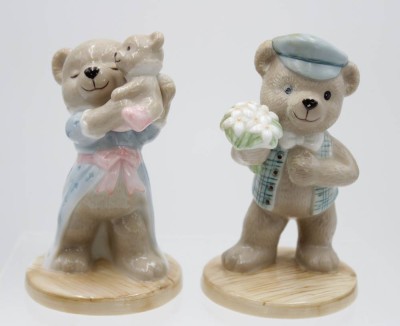 Auktion 348<br>2x Bären, Bing & Gröndahl, Teddy Bear Collection, bemalt in Unterglasur, Victor &Victoria, ca. H-10cm [1]