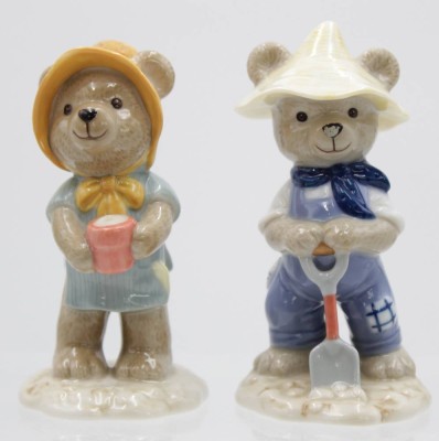 Auktion 348<br>2x Bären, Bing & Gröndahl, Teddy Bear Collection, bemalt in Unterglasur, ca. H-11cm [1]