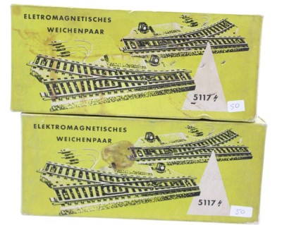 Auktion 348<br>2x Elektromagnetische Weichen, Märklin, H0, orig. Kartons [1]