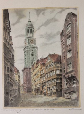 Auktion 348<br>Farbradierung, Hamburg Michaeliskirche, unleserl. signiert, ger./Glas, RG 41 x 31,5cm, Blatt leicht stockfleckig [1]