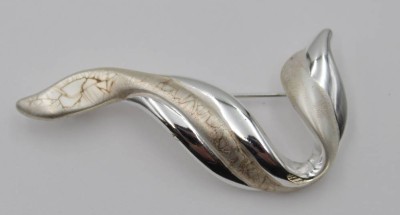 Auktion 348<br>835er Silber-Brosche, 9,4gr., L-5cm [1]