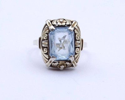 Auktion 349<br>830er Silber Ring mit einem blauen Stein (starke Tragespuren), Silber - vergoldet, ,6,1g., RG 60,5 [1]