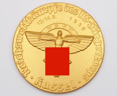 Auktion 349<br>gr. Leichtmetall-Medaille, Reichswettkämpfe des NS-Fliegerkorps Kassel 12.-14.8.1938, goldfarben, original???, D-8,2cm [1]