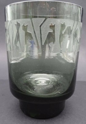 Auktion 349<br>Rauchglas Vase, umlaufend Katzenrelief,  H-14 cm, D-9,5 cm [1]