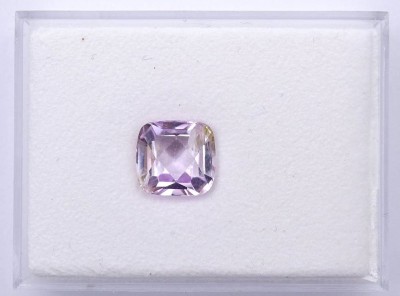 Auktion 349<br>Kunzit 3,7ct., 9,4x8,9x5,7mm [1]